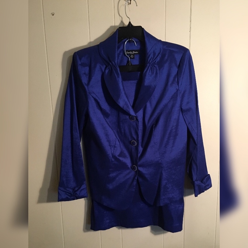 Business Formal Suit